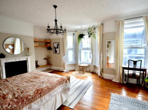 Bright and cosy, central 3 bedroom home